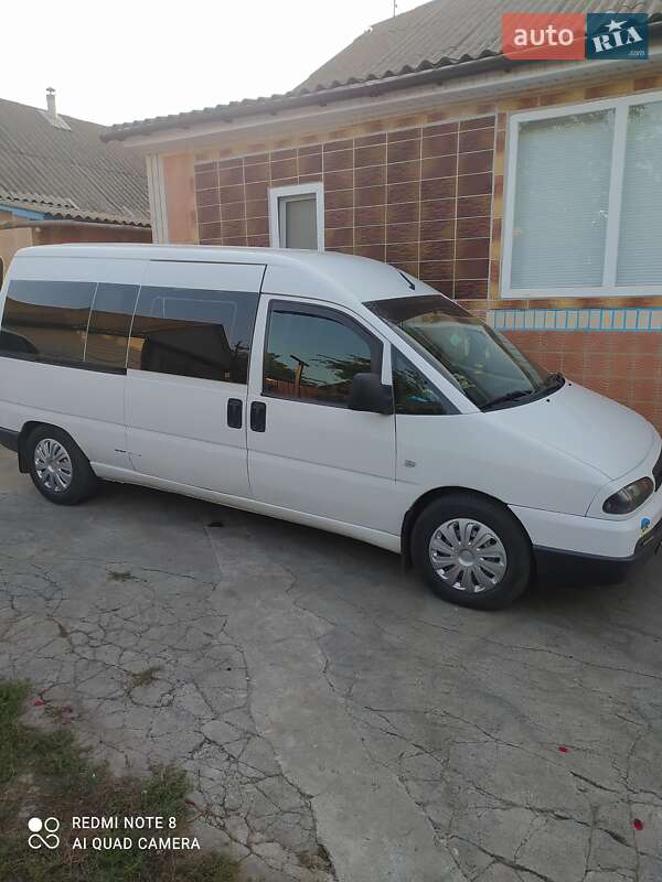 Минивэн Fiat Scudo 2003 в Бершади