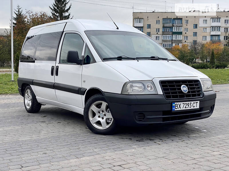Минивэн Fiat Scudo 2005 в Теофиполе