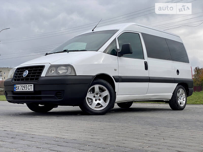 Минивэн Fiat Scudo 2005 в Теофиполе