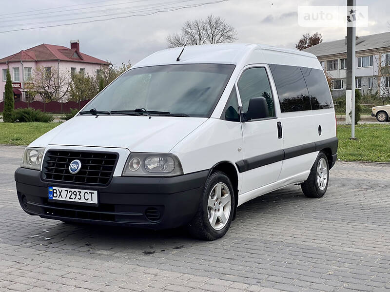 Минивэн Fiat Scudo 2005 в Теофиполе