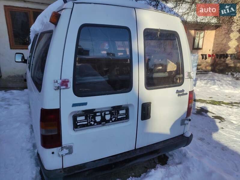Мінівен Fiat Scudo 1999 в Чернівцях