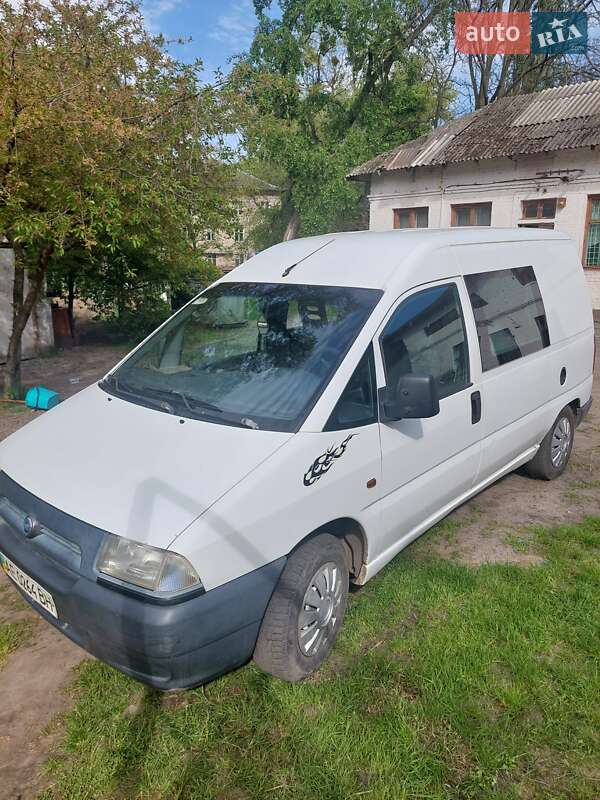 Минивэн Fiat Scudo 2000 в Кривом Роге