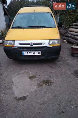 Минивэн Fiat Scudo 2001 в Синяве