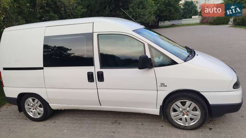 Минивэн Fiat Scudo 2003 в Каменец-Подольском