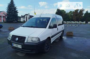 Мінівен Fiat Scudo 2005 в Березному