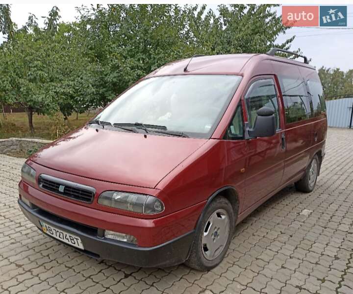 Мінівен Fiat Scudo 2000 в 