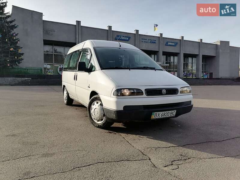 Мінівен Fiat Scudo 2003 в 