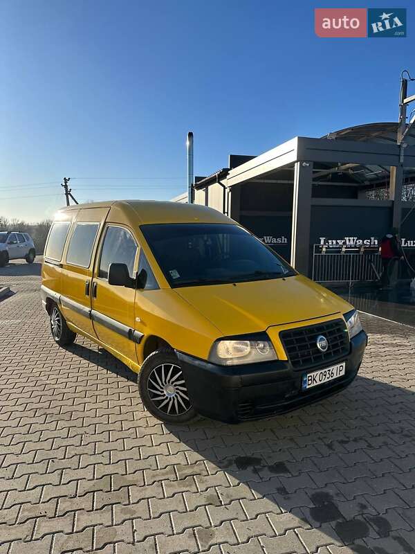 Минивэн Fiat Scudo 2005 в Шумске