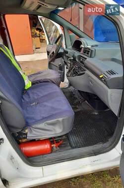 Грузовой фургон Fiat Scudo 2002 в 