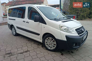 Вантажопасажирський фургон Fiat Scudo 2012 в Бершаді