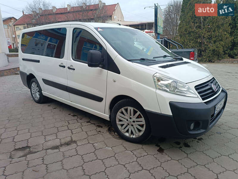 Вантажопасажирський фургон Fiat Scudo 2012 в 