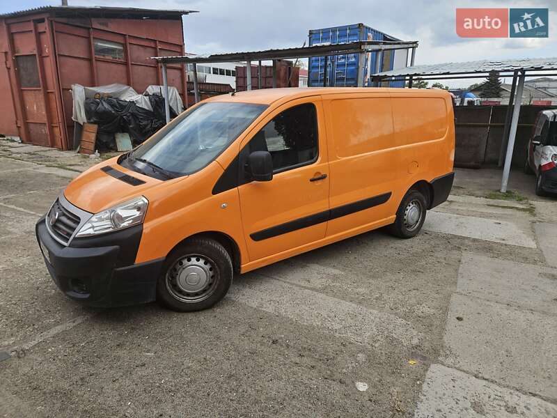 Грузовой фургон Fiat Scudo 2011 в 
