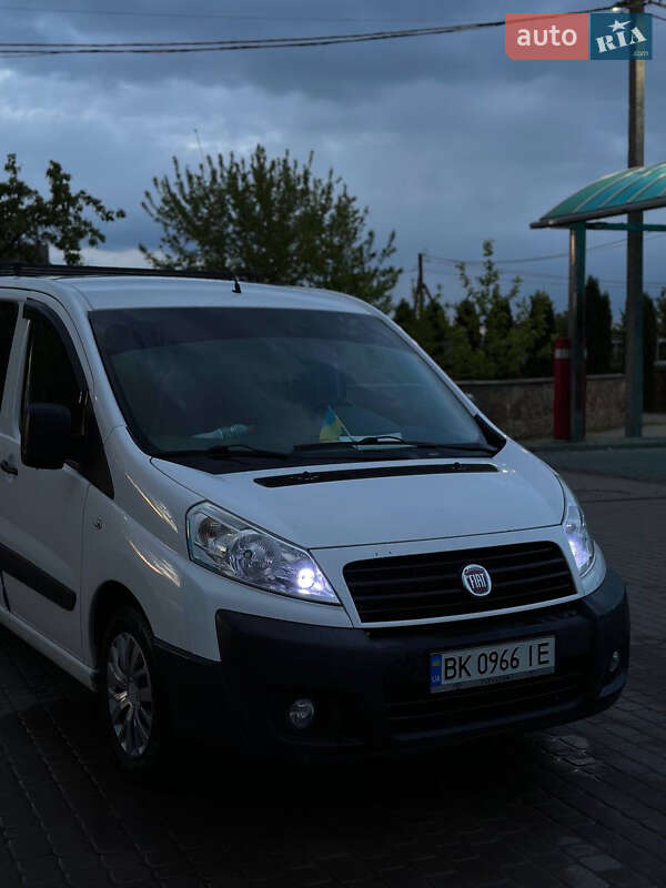 Минивэн Fiat Scudo 2008 в Киеве