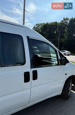 Грузовой фургон Fiat Scudo 2000 в 