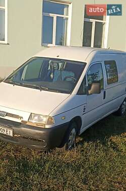 Грузовой фургон Fiat Scudo 2000 в 