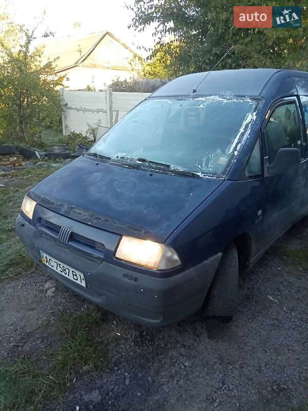 Минивэн Fiat Scudo 2001 в Ровно фото Минивэн Fiat Scudo 2001 в Ровно