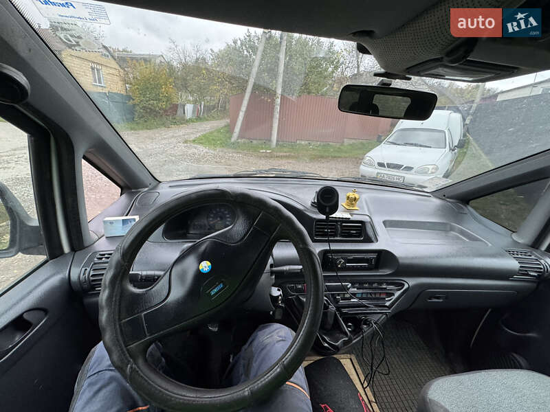 Мінівен Fiat Scudo 2000 в 