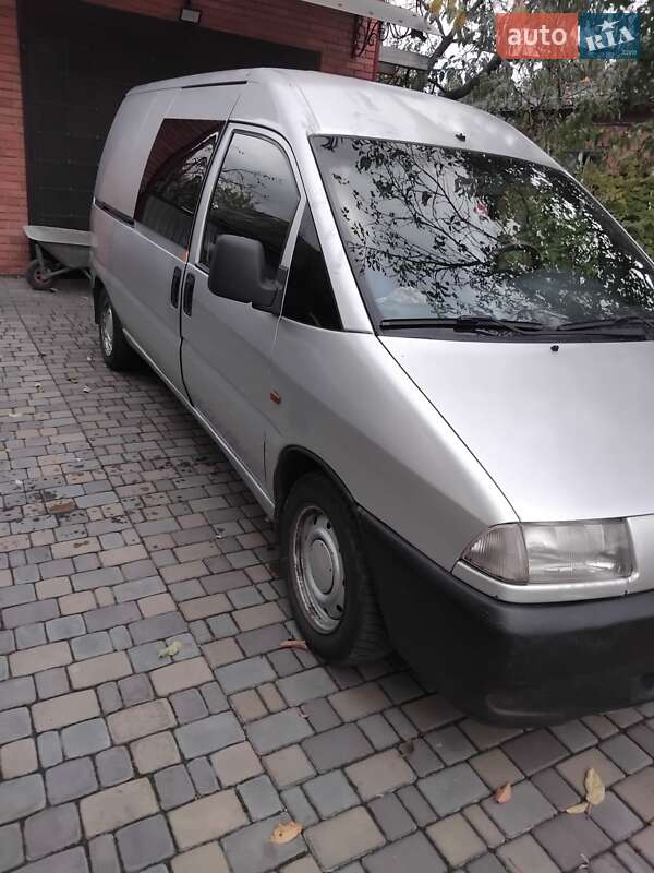 Минивэн Fiat Scudo 2000 в Ровно фото 2 Минивэн Fiat Scudo 2000 в Ровно