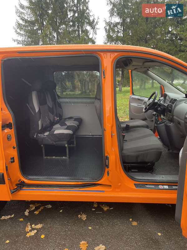 Вантажний фургон Fiat Scudo 2008 в Дубні