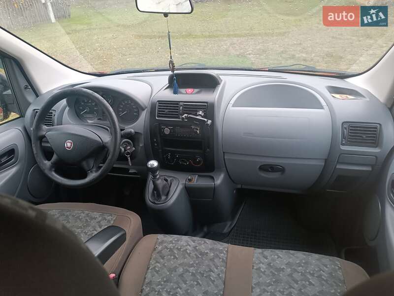 Минивэн Fiat Scudo 2008 в Сарнах