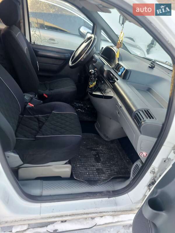 Минивэн Fiat Scudo 2006 в Остроге