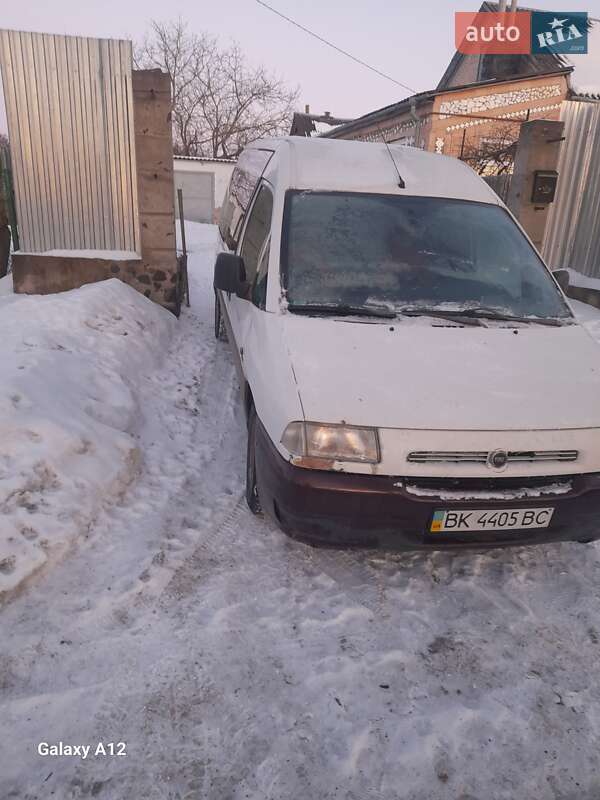 Минивэн Fiat Scudo 2001 в Ровно