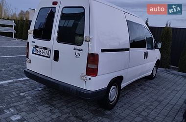 Вантажопасажирський фургон Fiat Scudo 2001 в Львові