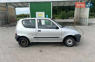 Хэтчбек Fiat Seicento 2004 в 