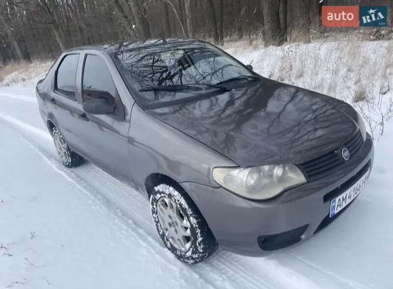 Седан Fiat Siena 2006 в Попільні