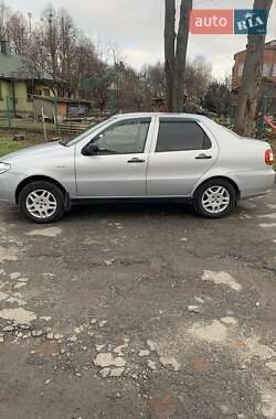 Седан Fiat Siena 2006 в Луцьку