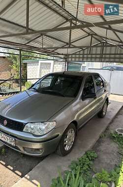 Седан Fiat Siena 2006 в Балаклії