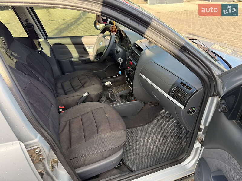 Седан Fiat Siena 2006 в Звягелі фото 11 Седан Fiat Siena 2006 в Звягелі