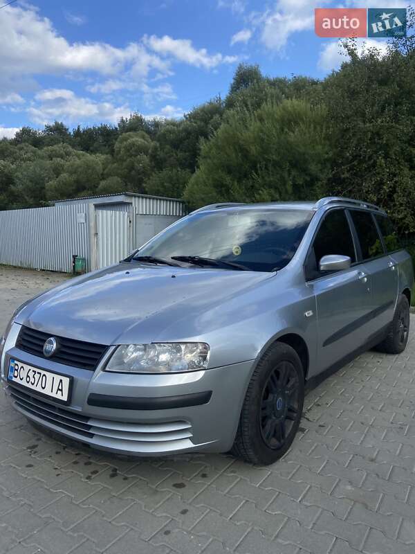 Универсал Fiat Stilo 2004 в Турке