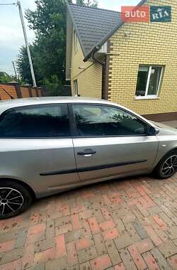 Хэтчбек Fiat Stilo 2002 в 