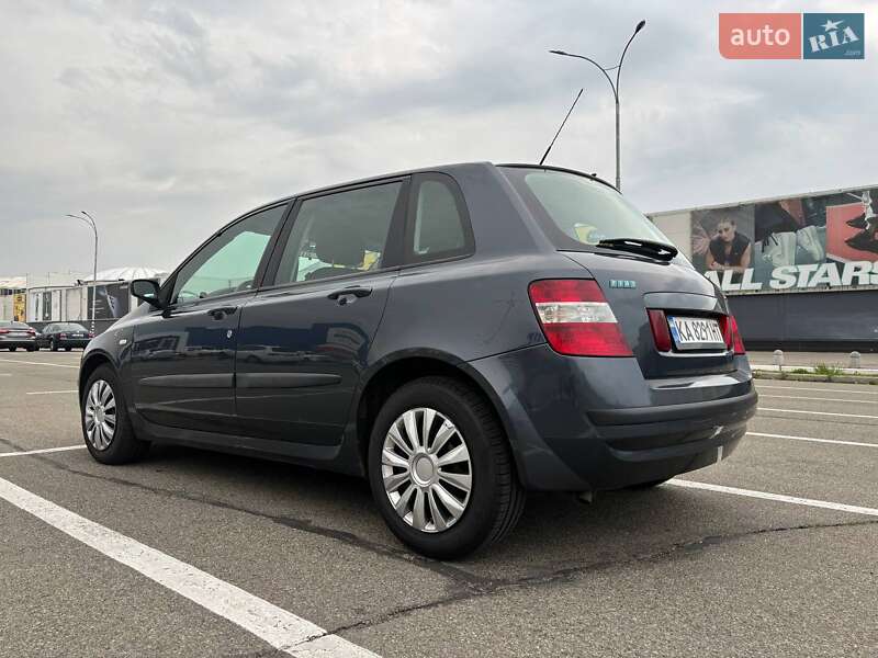 Хэтчбек Fiat Stilo 2003 в Киеве