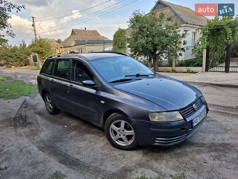 Универсал Fiat Stilo 2003 в Новом Буге