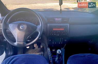 Хэтчбек Fiat Stilo 2002 в 