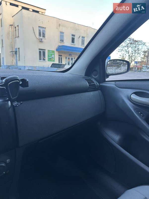 Хетчбек Fiat Stilo 2003 в Кам'янському