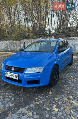Хэтчбек Fiat Stilo 2003 в Каменском