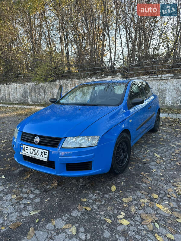 Хетчбек Fiat Stilo 2003 в Кам'янському