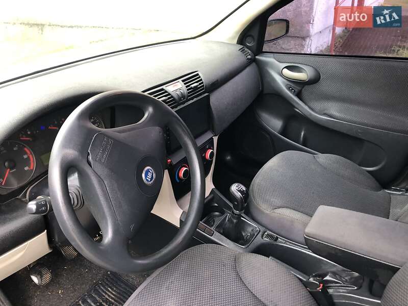 Хетчбек Fiat Stilo 2005 в Калуші фото 4 Хетчбек Fiat Stilo 2005 в Калуші