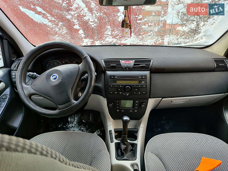 Универсал Fiat Stilo 2005 в Луцке