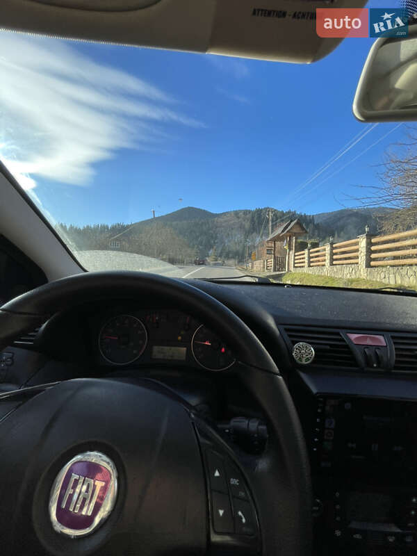 Хетчбек Fiat Stilo 2002 в Краматорську