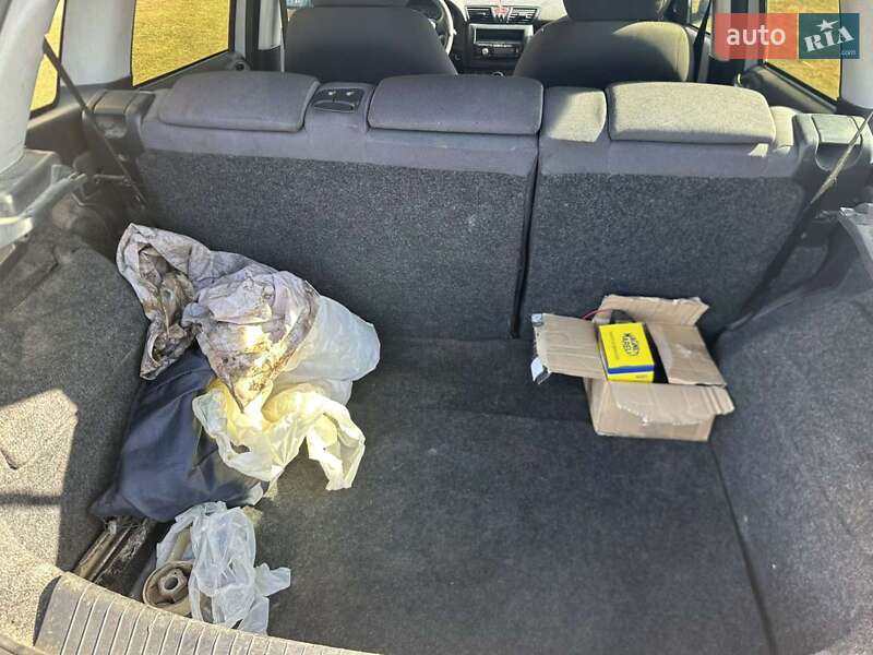 Хетчбек Fiat Stilo 2003 в Надвірній