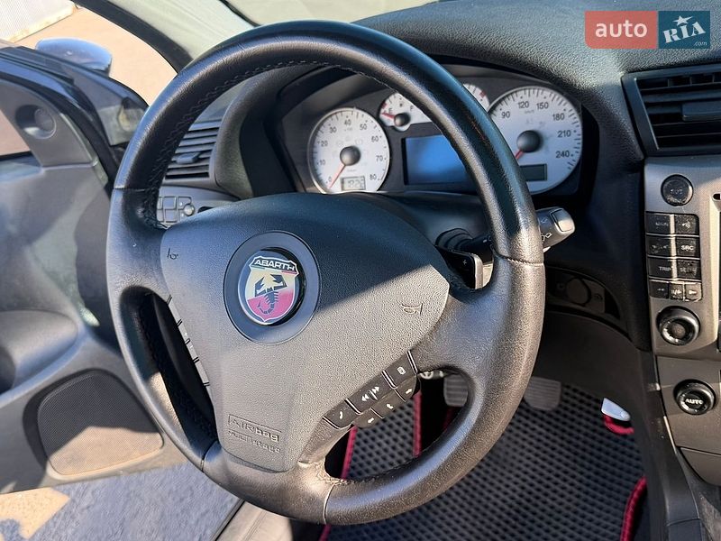 Хэтчбек Fiat Stilo 2002 в Киеве