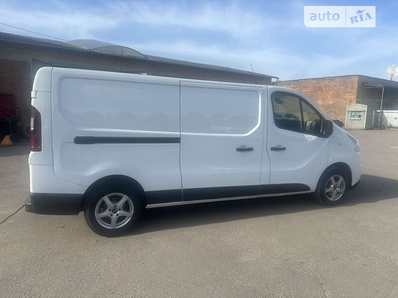 Вантажний фургон Fiat Talento 2018 в Нововолинську