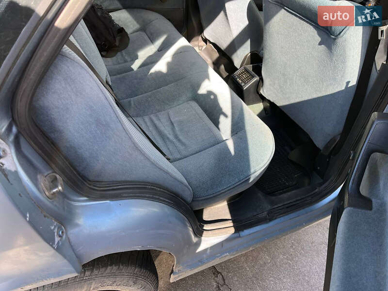 Седан Fiat Tempra 1990 в Нетешине