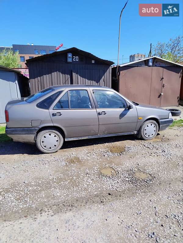 Седан Fiat Tempra 1990 в Львове