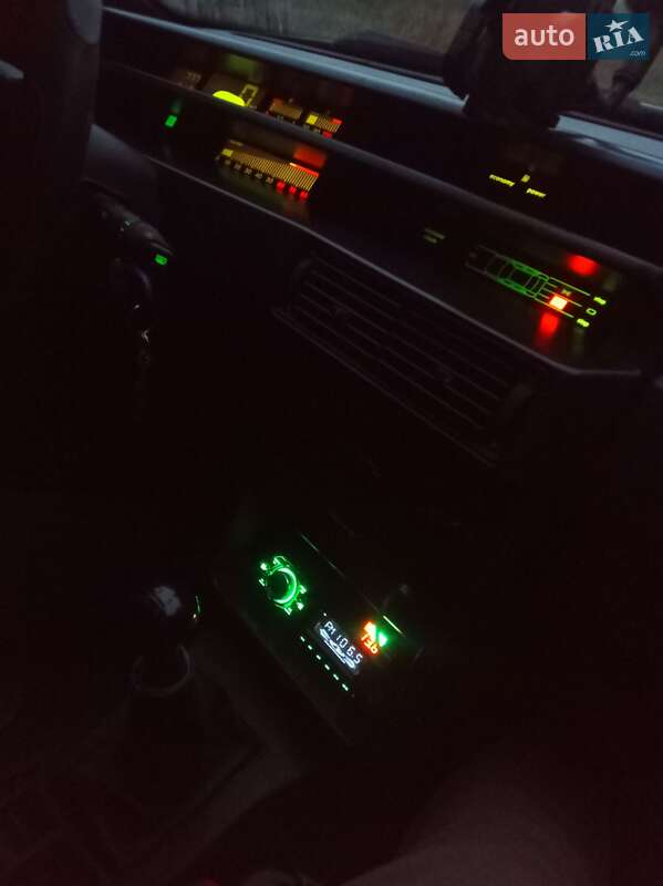 Седан Fiat Tempra 1995 в Изюме