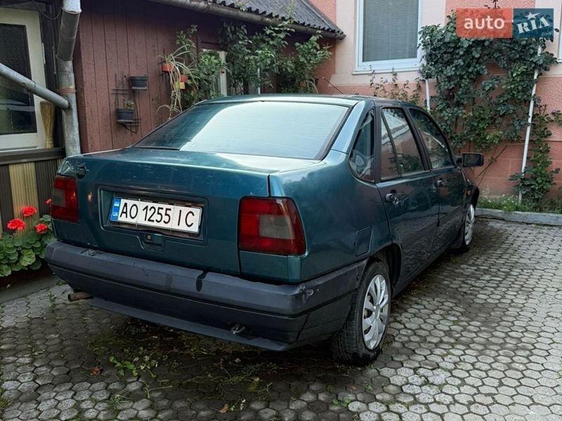 Седан Fiat Tempra 1992 в Ужгороде